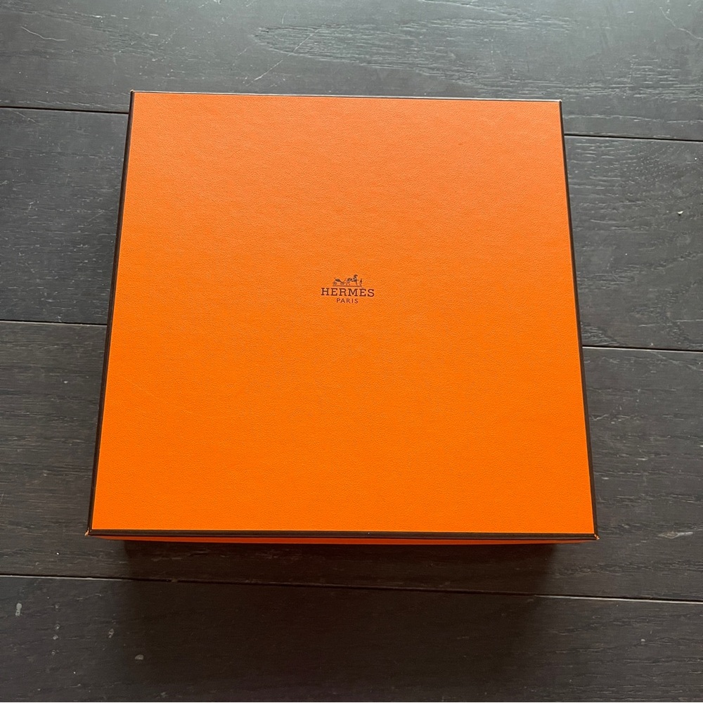 Authentic Hermes box empty box belt box